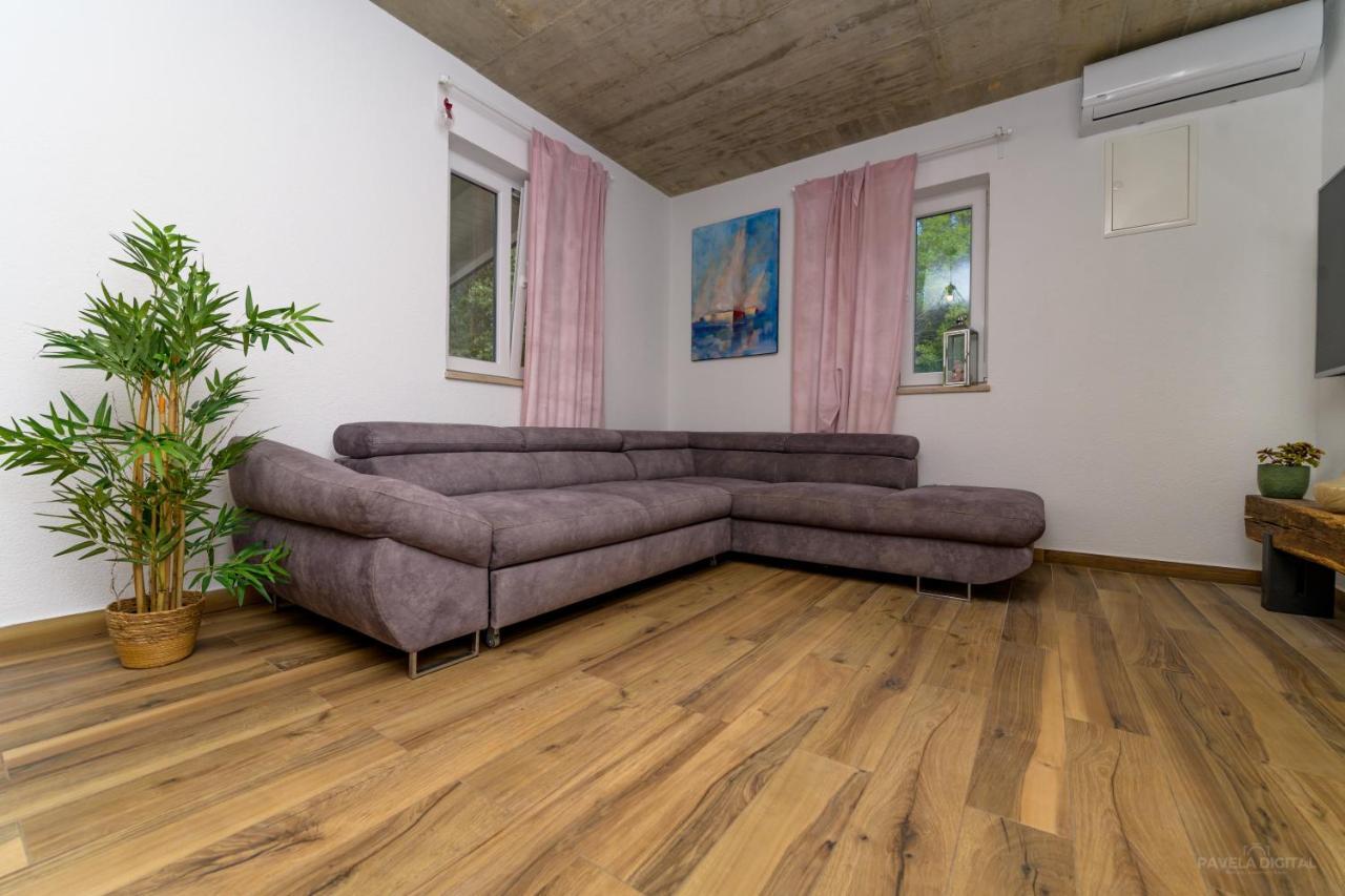 Stone House Magali Βίλα Sveti Jakov Εξωτερικό φωτογραφία
