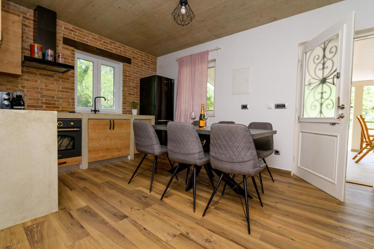 Stone House Magali Βίλα Sveti Jakov Εξωτερικό φωτογραφία